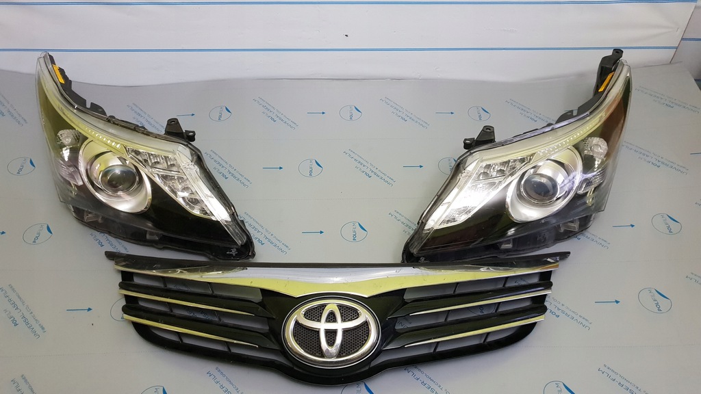 TOYOTA AVENSIS T27 LIFT GRILL ATRAPA 53101 05040 7740138998