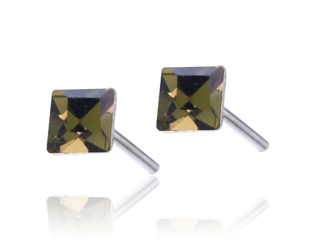 

Srebrne Kolczyki Z Cyrkonia Zielona 4mm Srebro 925