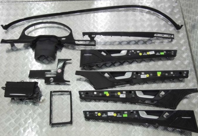 4H1853191 - Комплект молдингов отделка молдинги PIANO BLACK AUDI A8 4H