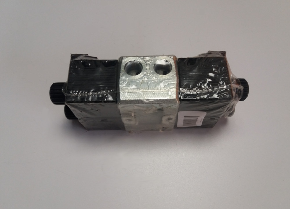 КЛАПАН ДЕЛИТЕЛЬ ПОВОРОТА 25/222973 JCB 531-70