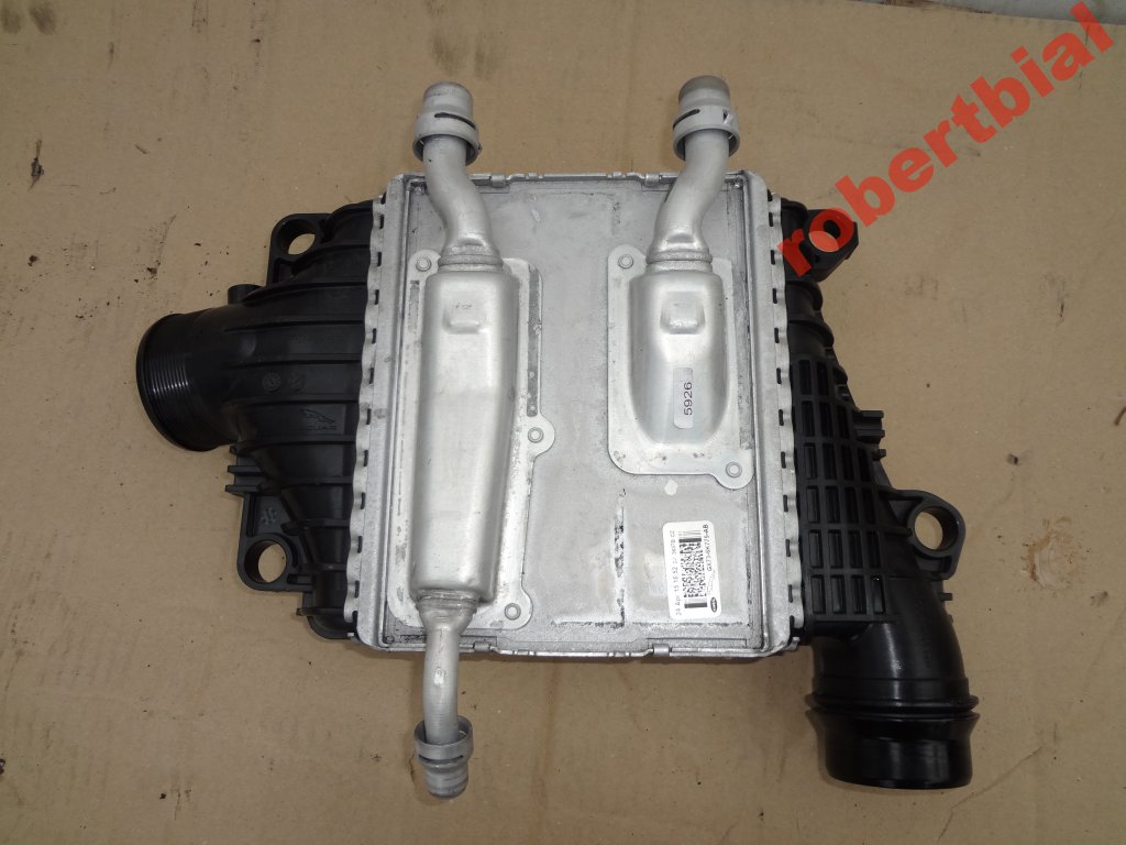 JAGUAR XE РАДИАТОР ИНТЕРКУЛЕР ГОД 2015-16