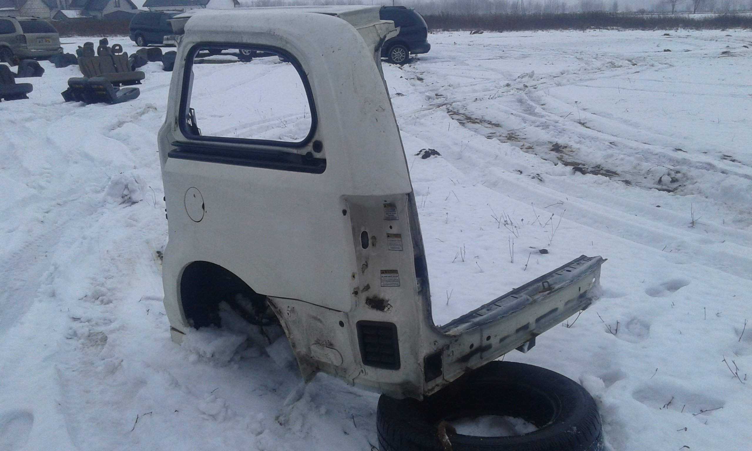 VOYAGER TOWN CARAVAN 08-17r ЧЕТВЕРТЬ ЛЕВА ПЕРЕДНЯЯ ПАНЕЛЬ