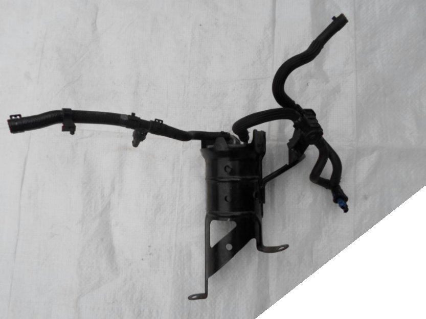 КОРПУС ТОПЛИВНОГО ФИЛЬТРА VW AUDI 1.6 TDI 6R0127224