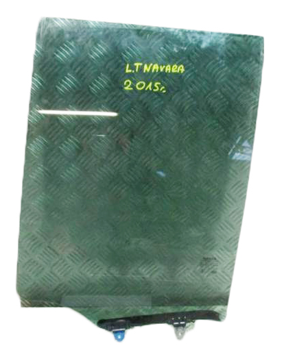 SZYBA LEWA TYL NISSAN NAVARA 2015