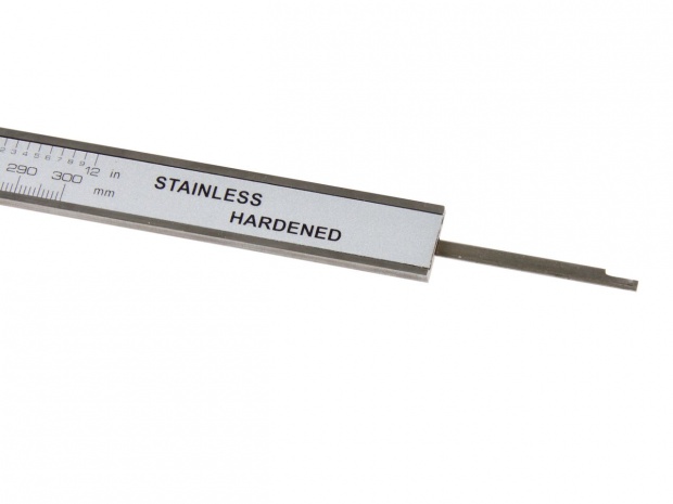 DOKŁADNA SUWMIARKA ELEKTRONICZNA 300mm 0.01mm GEKO EAN (GTIN) 5901477118463