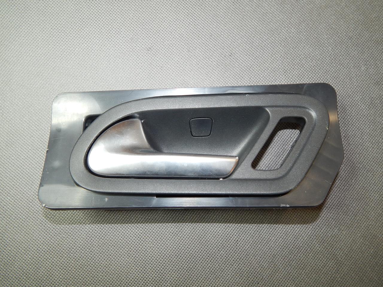 vw SCIROCCO ручка двери левая 1Q0837197