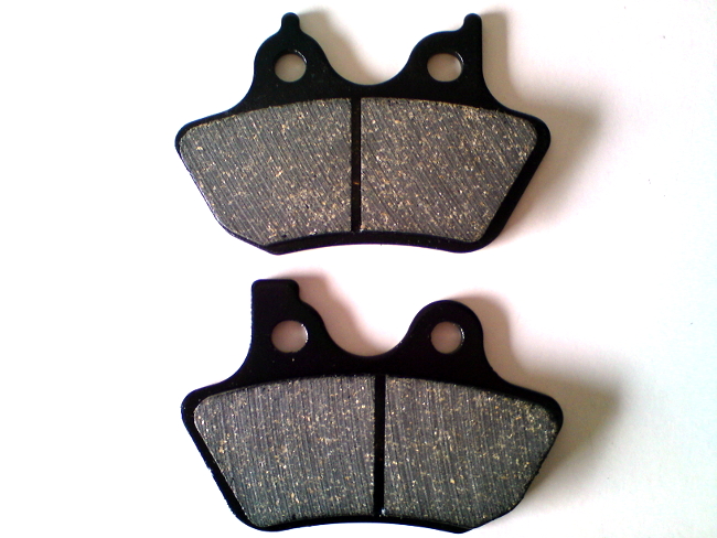 02 - HARLEY DAVIDSON SOFTAIL ЗАДНИЕ ТОРМОЗНЫЕ КОЛОДКИ VS