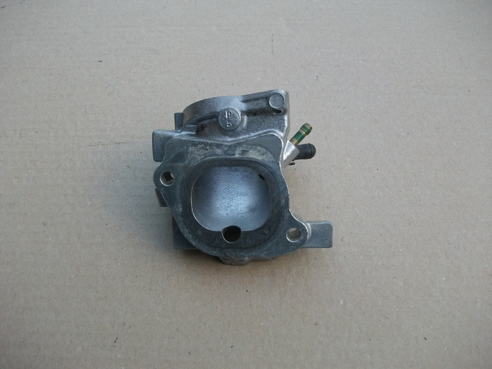 YAMAHA MAJESTY 400 ПРИСОСКА