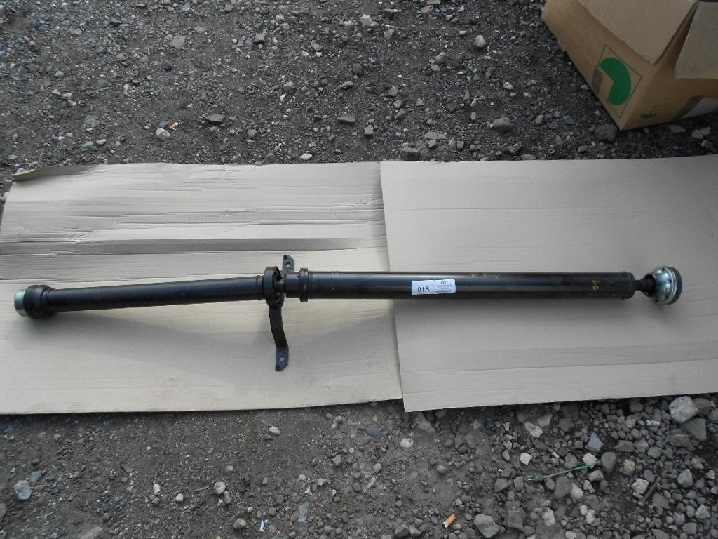 AUDI A8 4H D4 приводной вал 4H0521101B