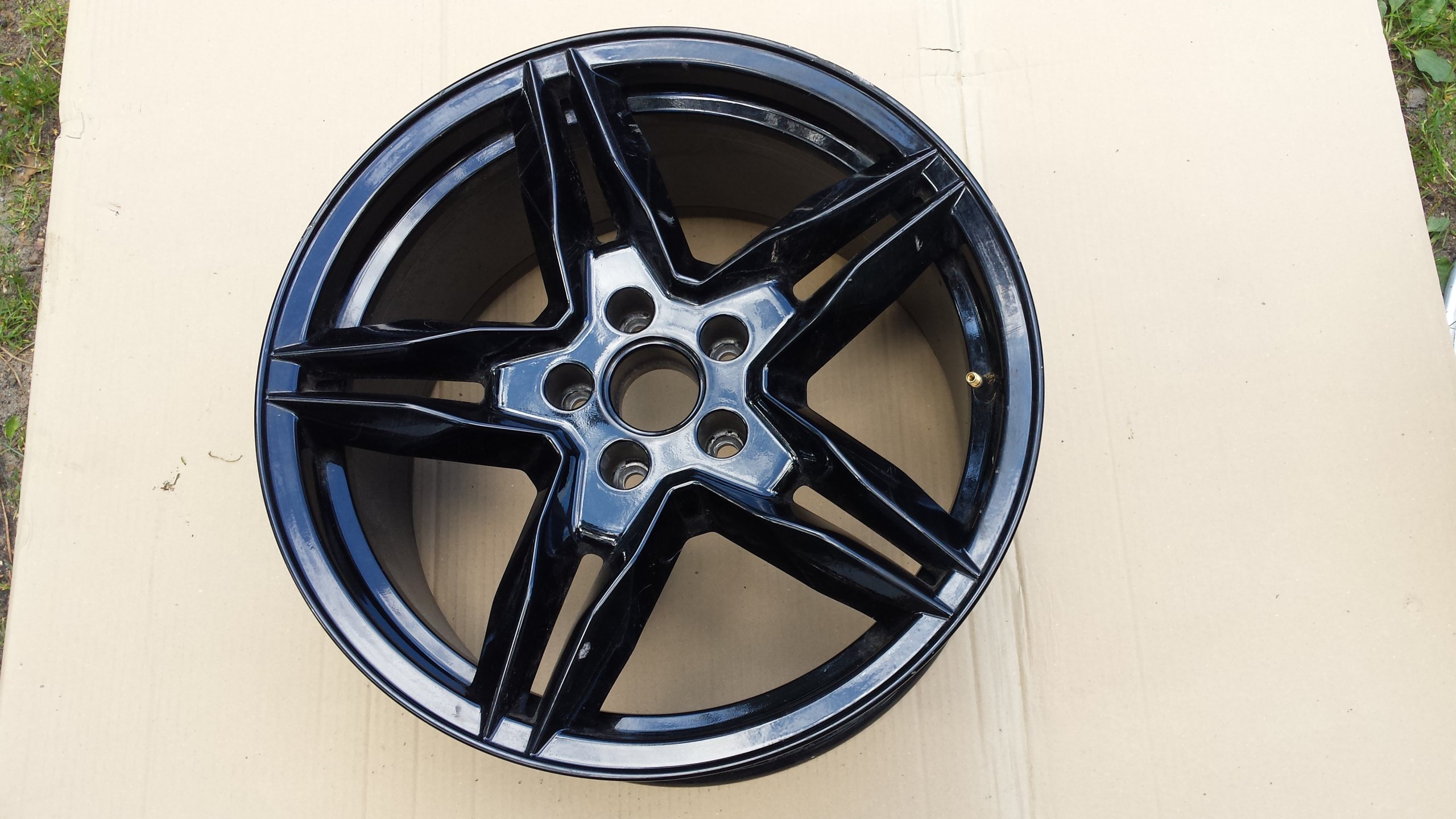 FELGA 18 X9,5 KTM X-BOW TYŁ 5X112 SZT1