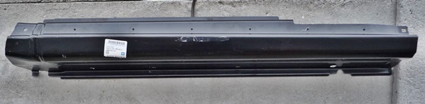 Opel Astra H 3 TwinTop Cabrio próg