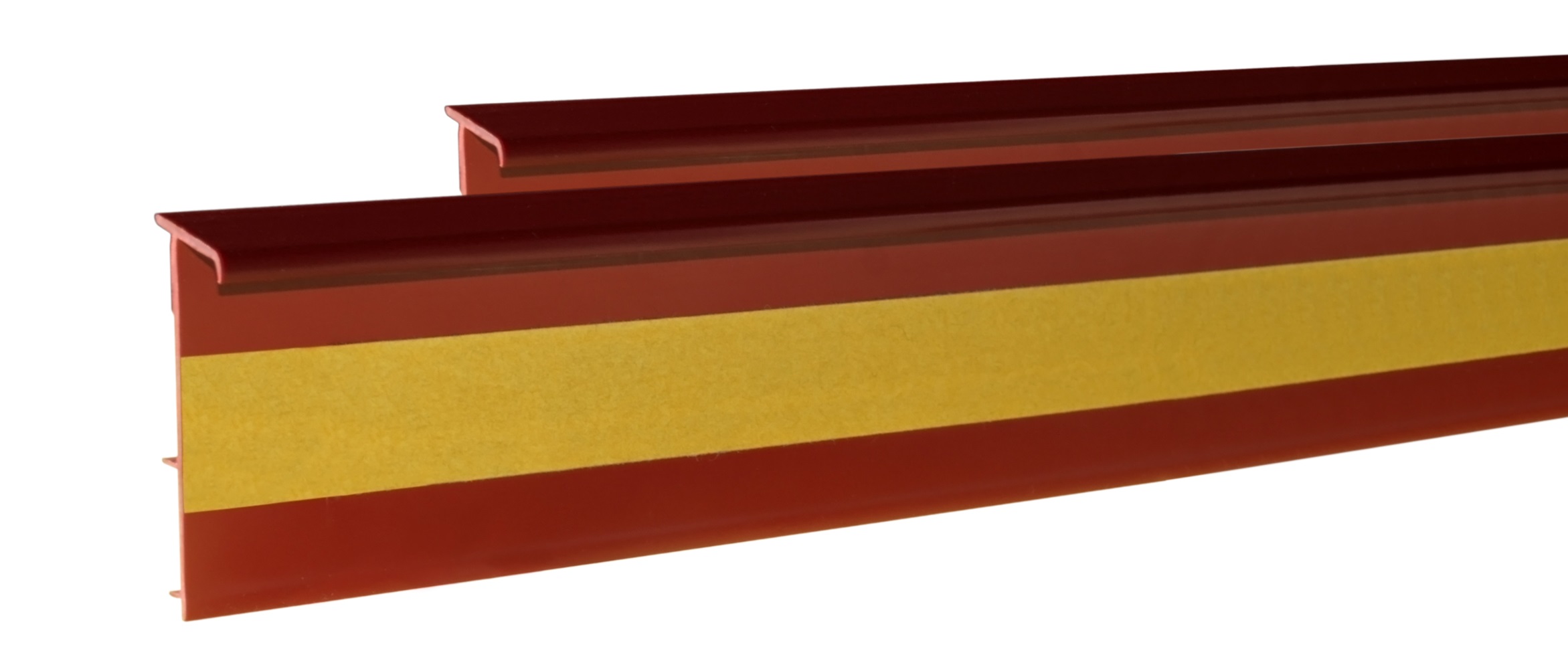 LISTWA DYWANOWA OŻEBROWANA PRZYPODŁOGOWA 250CM Szerokość 4 m