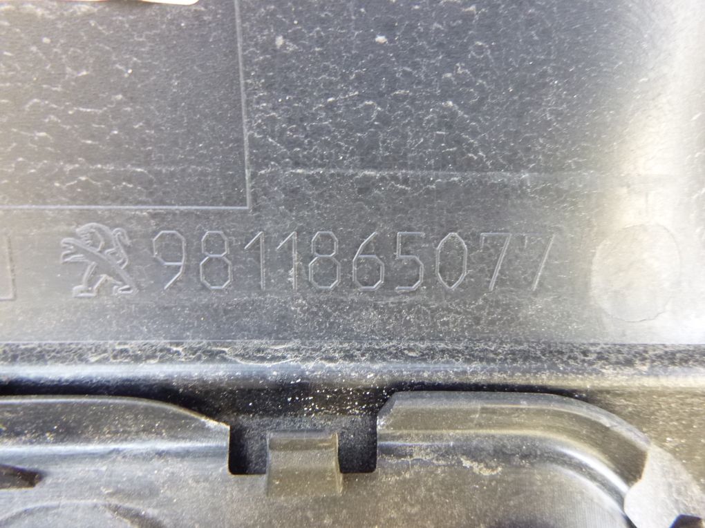 PEUGEOT 3008 II P84 16- bumper rear rear part