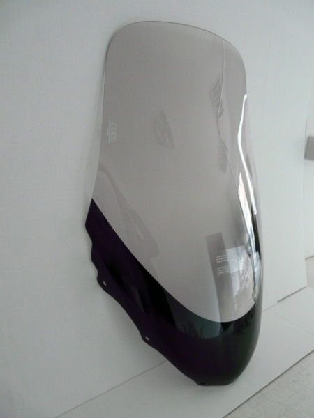 

Nowa Szyba Suzuki Burgman 400 02-06 Jakość