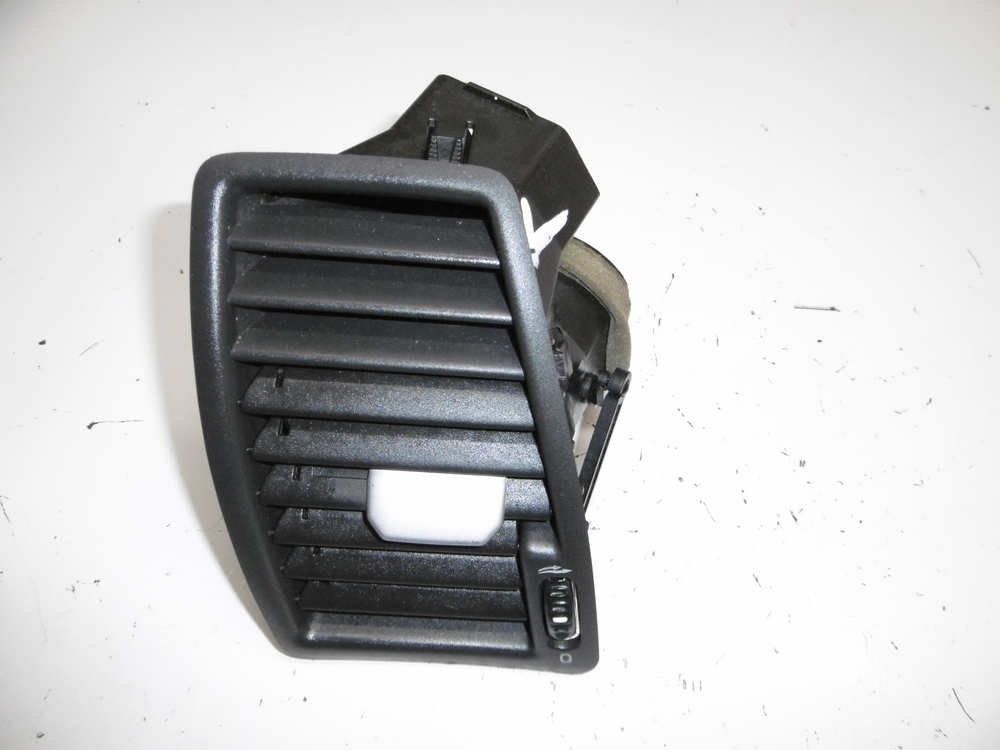 grid air conditioning devices left VOLVO XC90