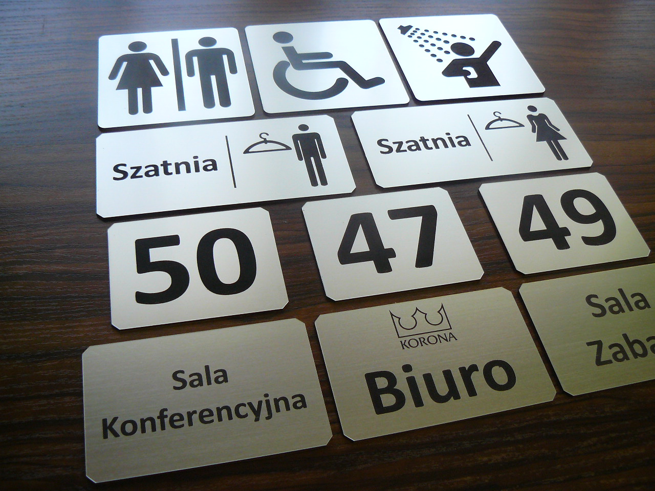 Alt