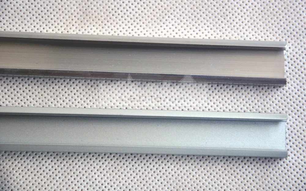 Profil aluminiowy ALU-LED P2 DREWNO SOSNA 2m Typ profil do LED