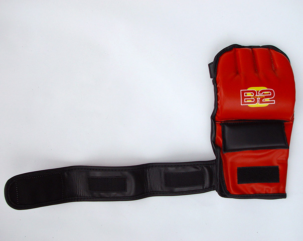 DIVISION-B2 RĘKAWICE MMA S/M R/B DIV-MMA01 Kod producenta DIV-MMA01