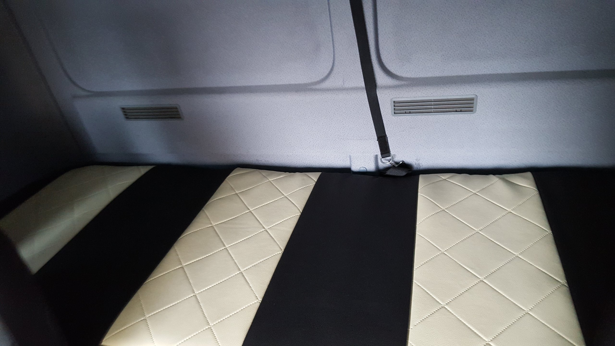 POKROWCE SAMOCHODOWE TIR MAN TGX TGA TGL WELUR Producent PPHU ROCO