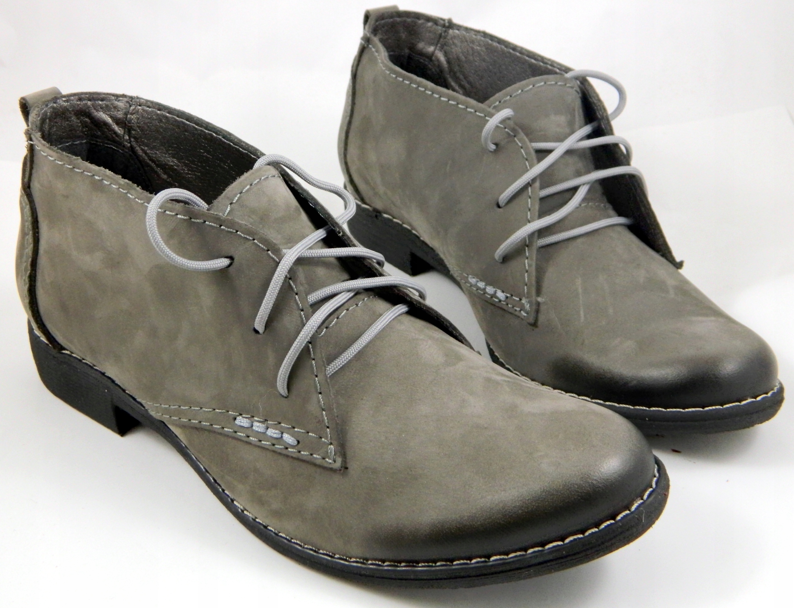 STYLOWE SZNUROWANE TRZEWIKI PÓŁBUTY SKÓRA UNI-60 Płeć kobieta