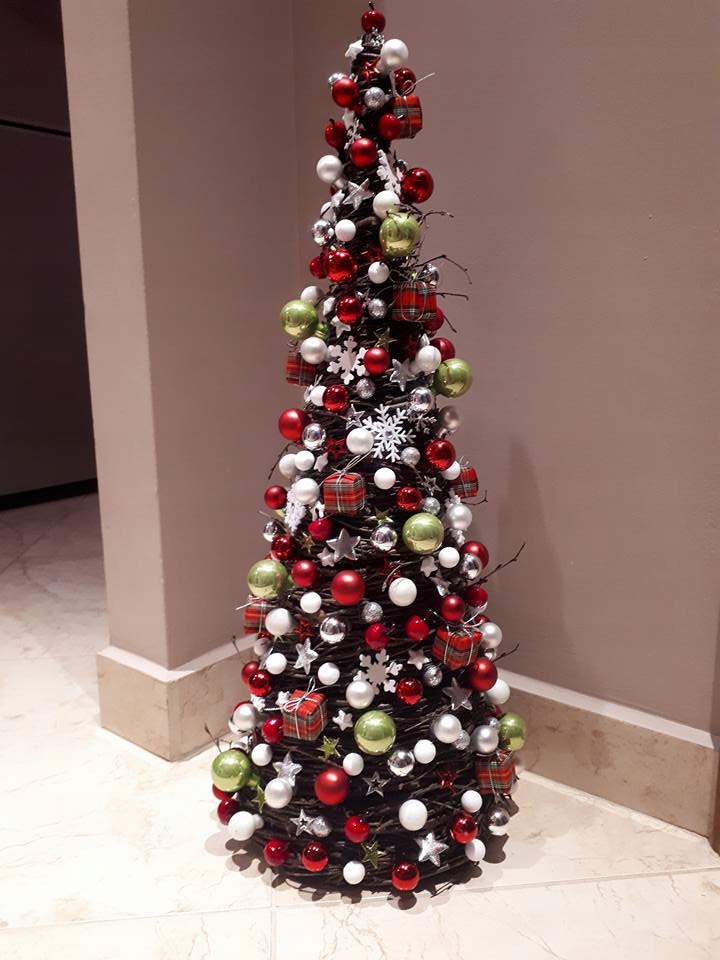 Dekoracyjna choinka brzozowa świąteczna- 60cm Typ wiklina ogrodowa