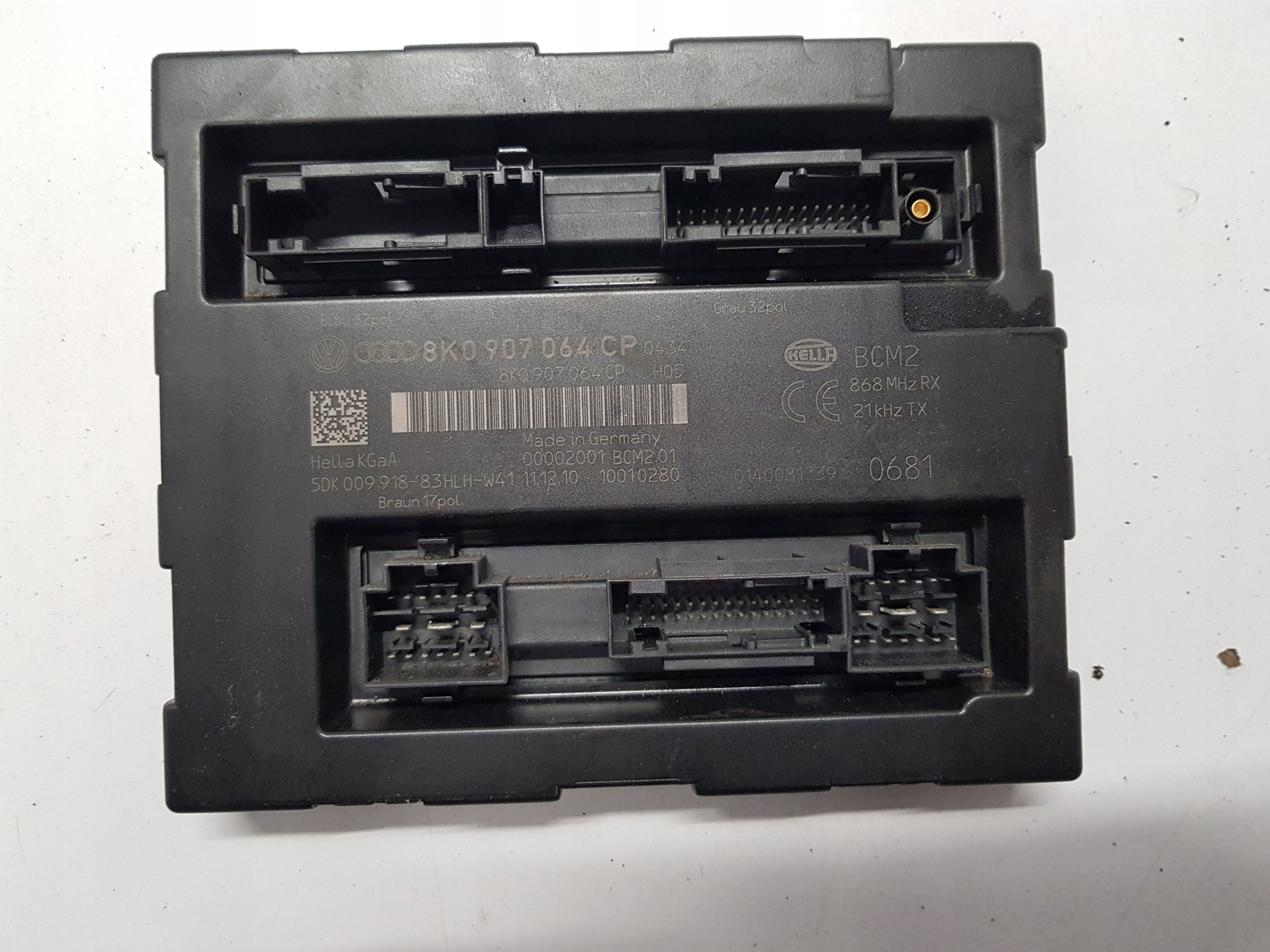 AUDI A4 B8 A5 8T модуль комфорта 8K0907064CP
