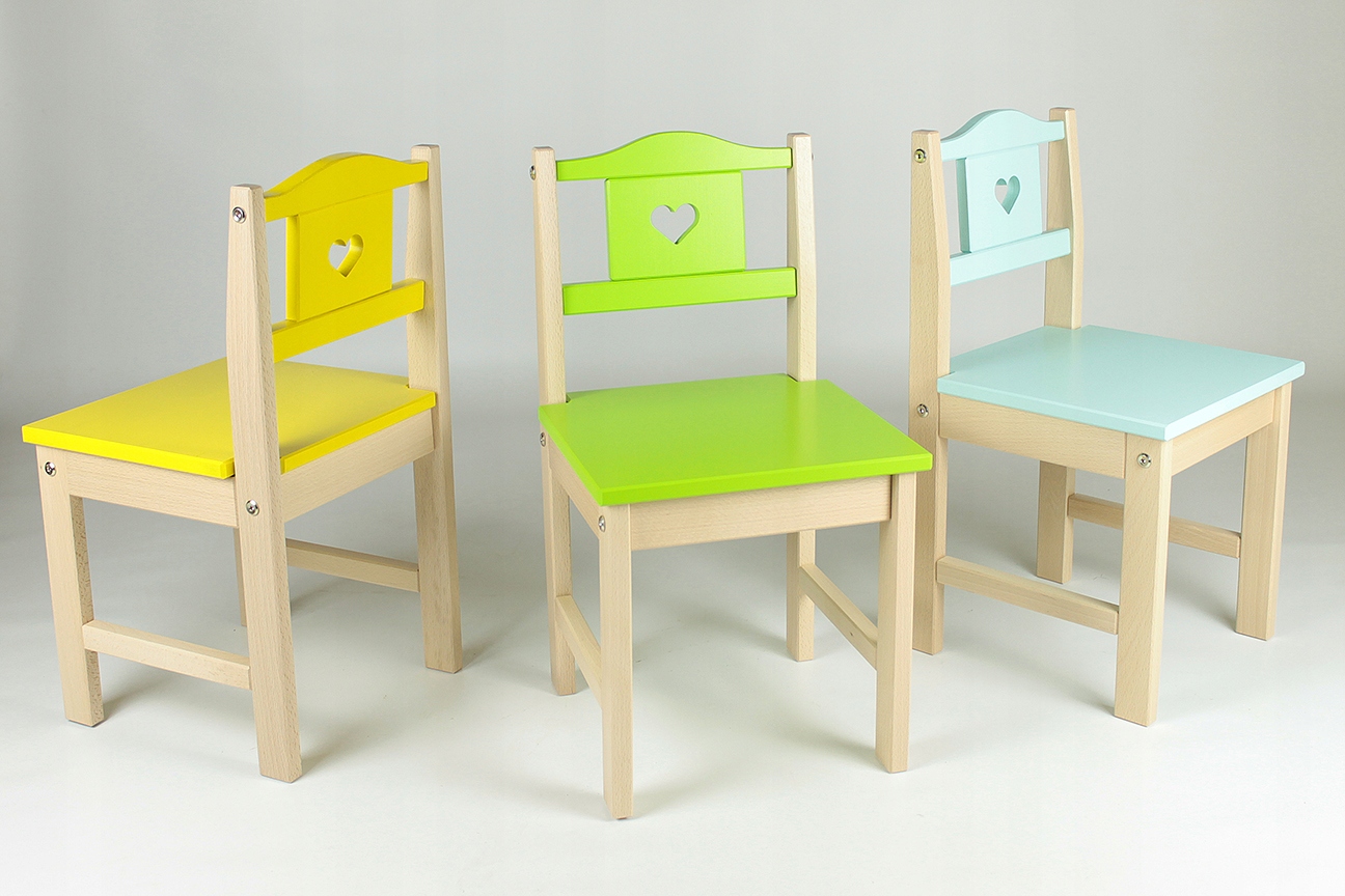 Столы детские москва. Детский столик. Детские деревянные стульчики. Столик детский деревянный. Детский стол и стул деревянный.