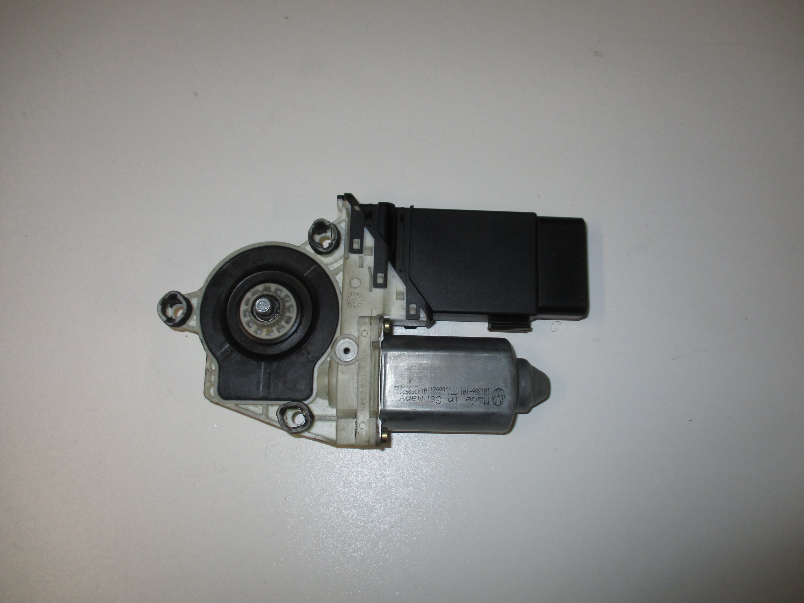 VW GOLF IV mini motor windows right front 1J1959802D