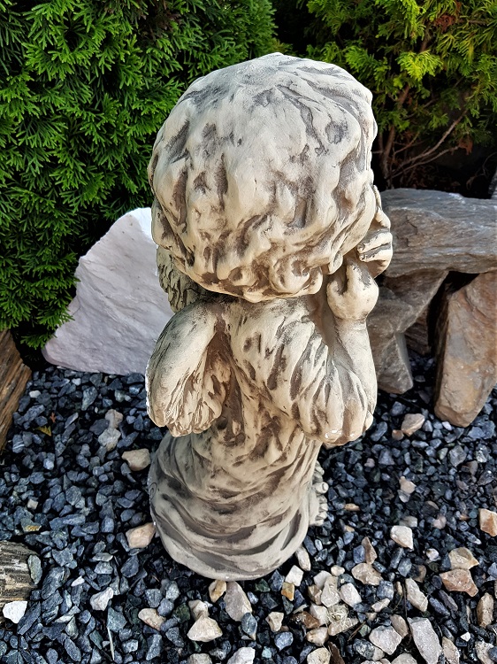 FIGURKA BETONOWA - ANIOŁ / ANIOŁEK PIOTRUŚ Producent inna