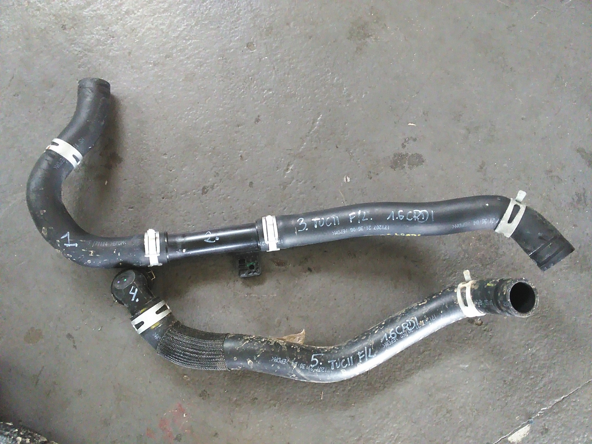 1.6 - HYUNDAI TUCSON II LIFT 2018-1.6 CRDI ШЛАНГ ВОДОПРОВОДНАЯ ТРУБА