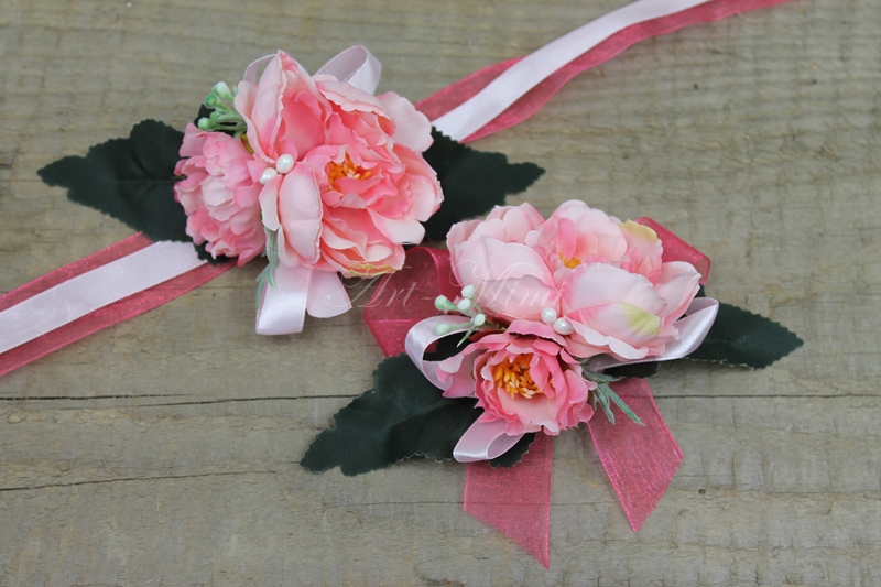 Kotylion rękę przypinka RÓŻOWA studniówka ślub bal Kolor dominujący róże i fiolety