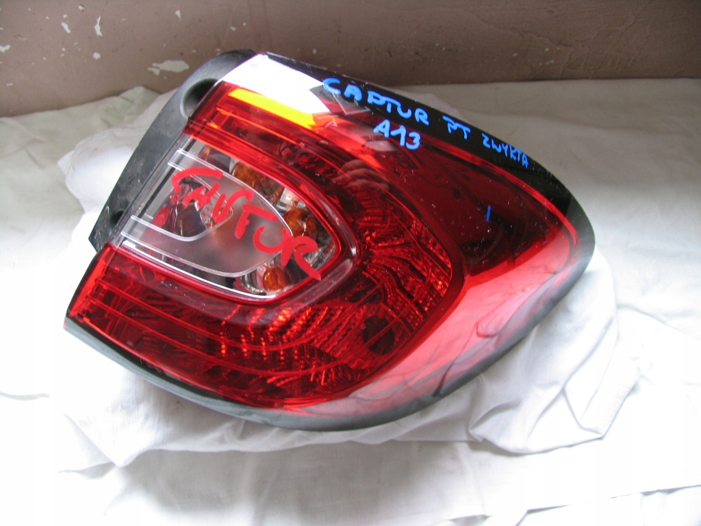 фонарь правый крыла renault CAPTUR