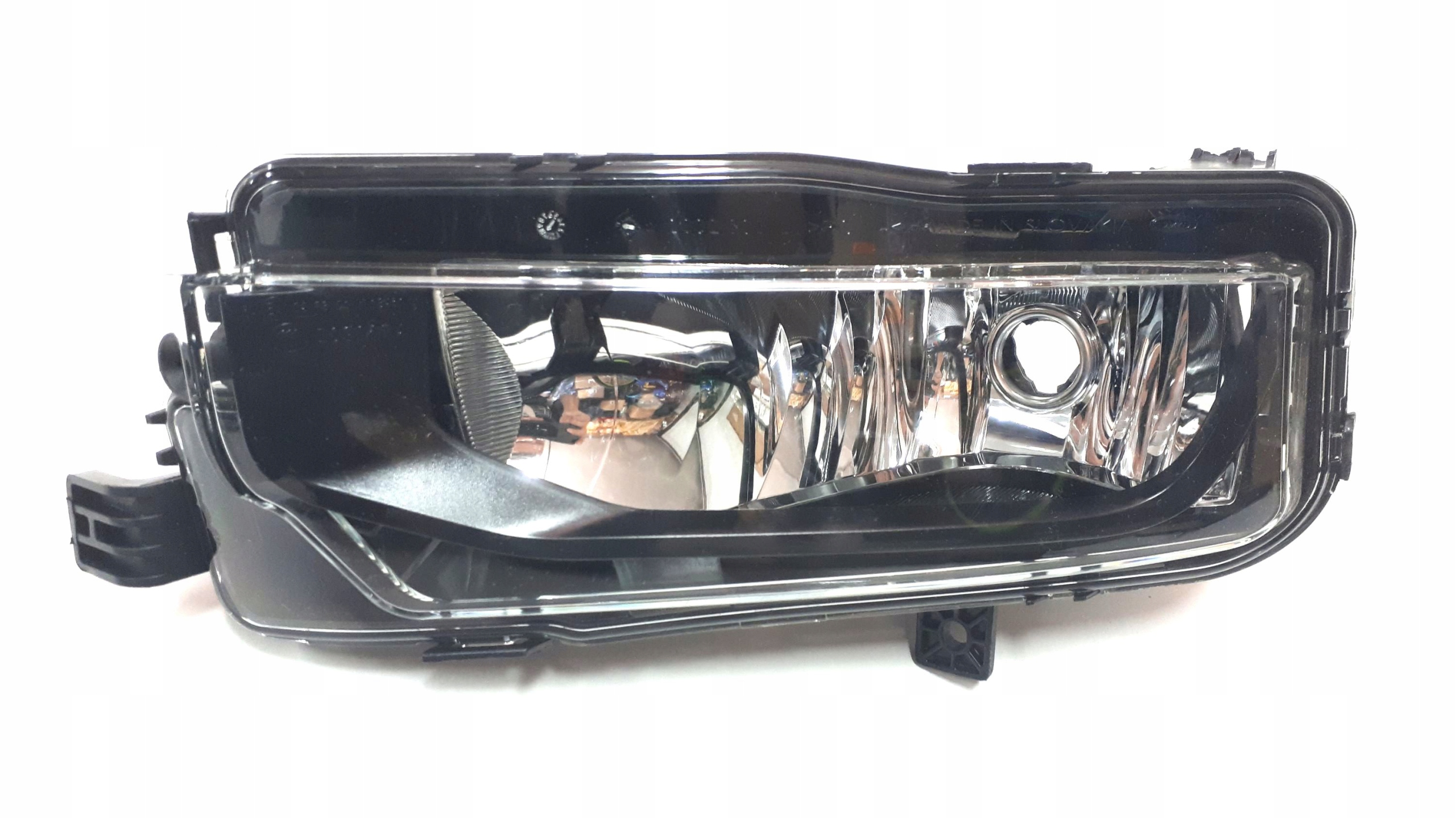 7E0 941 - Галогенна протитуманна фара VW T6 7E0941661A