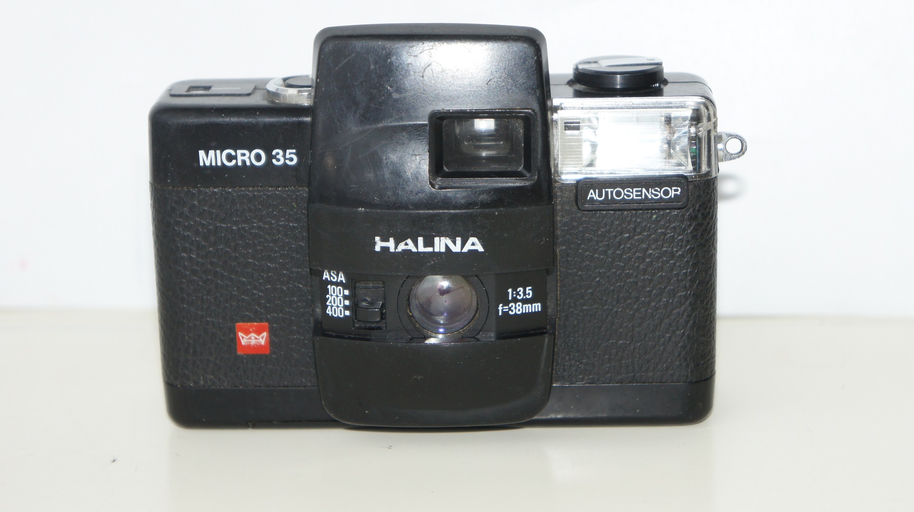 Микро 35. Halina Camera 35.