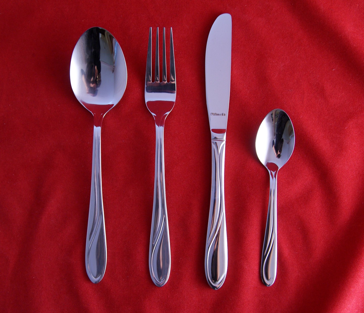 AMEFA 72 SZTUĆCE 1405 WHISPER ZESTAW 12 OSÓB Linia 1405 WHISPER WAVE