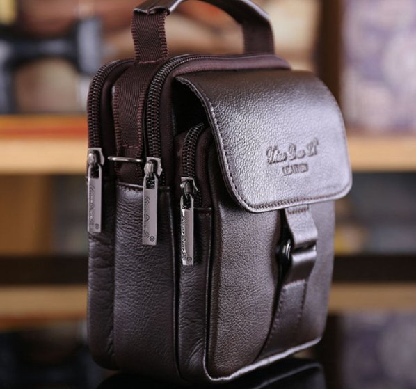 MĘSKA TORBA NA RAMIĘ MAŁA SKÓRZANA SASZETKA NERKA Kolor czarny