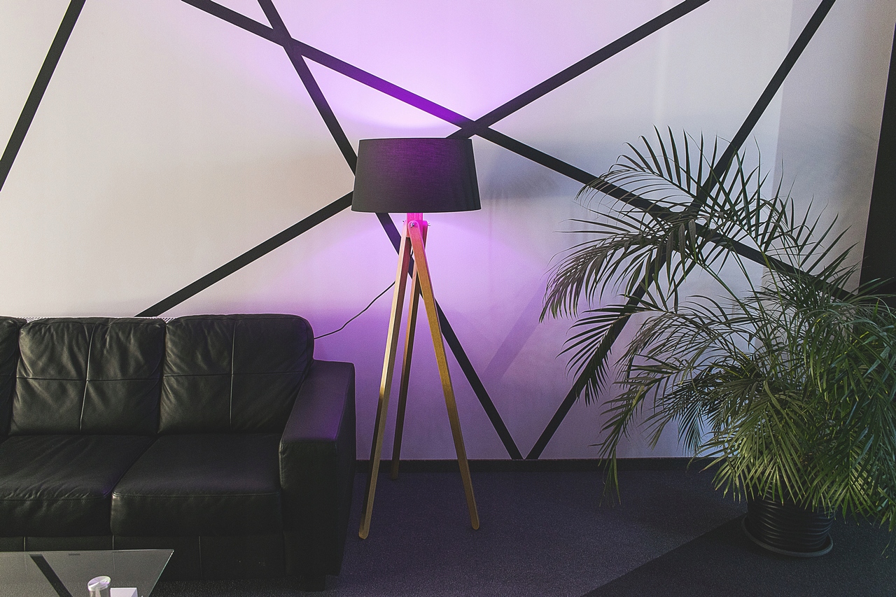 2x Żarówka LED E27 9W 60W 806lm OSRAM RGBW + PILOT Klasa efektywności energetycznej G