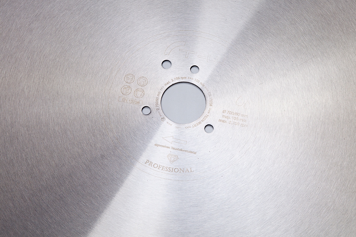 TARCZA DIAMENTOWA 700 PIŁA DO PIŁY PRZECINARKI Marka Tech-Wiert