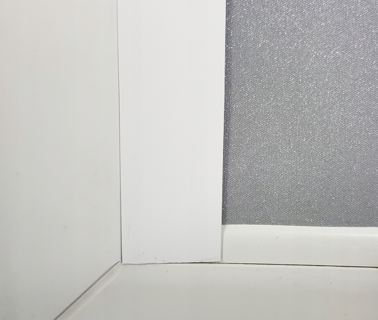 Prowadnica płaska PCV 32mm do rolet materiałowych