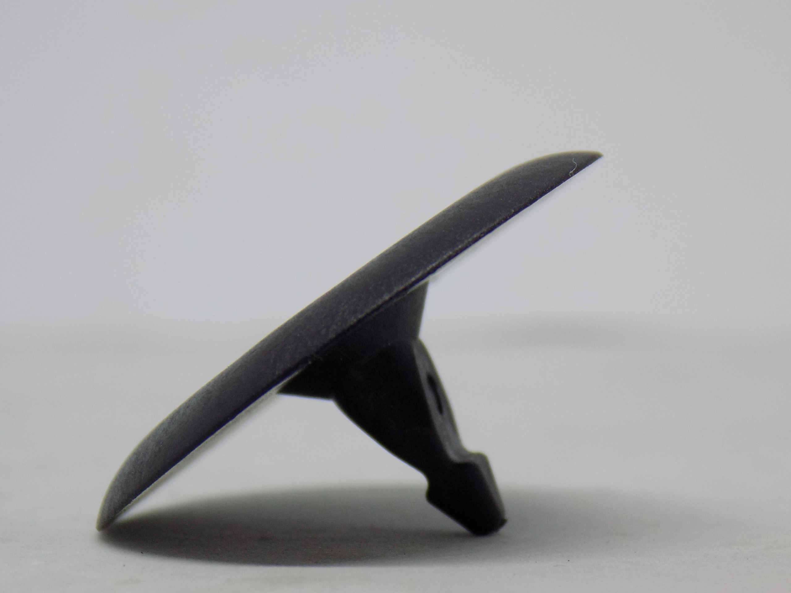 MERCEDES CLA KLASA C117 SPINKI LISTWY PROGOWEJ Producent części Romix