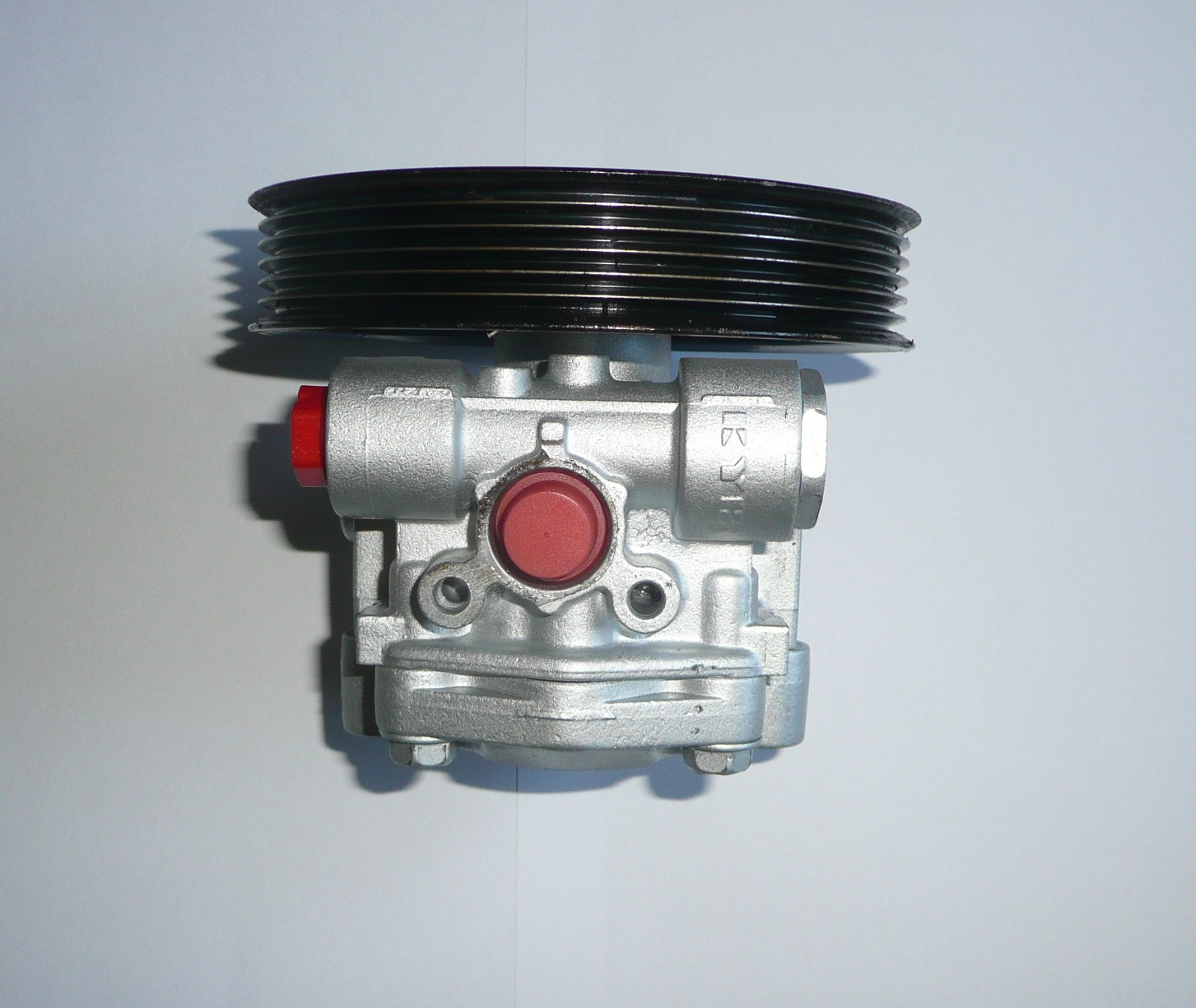 4450A130 - НАСОС ГІДРОПІДСИЛЮВАЧА КЕРМА C-CROSSER PEUGEOT 4007 2.2 HDI