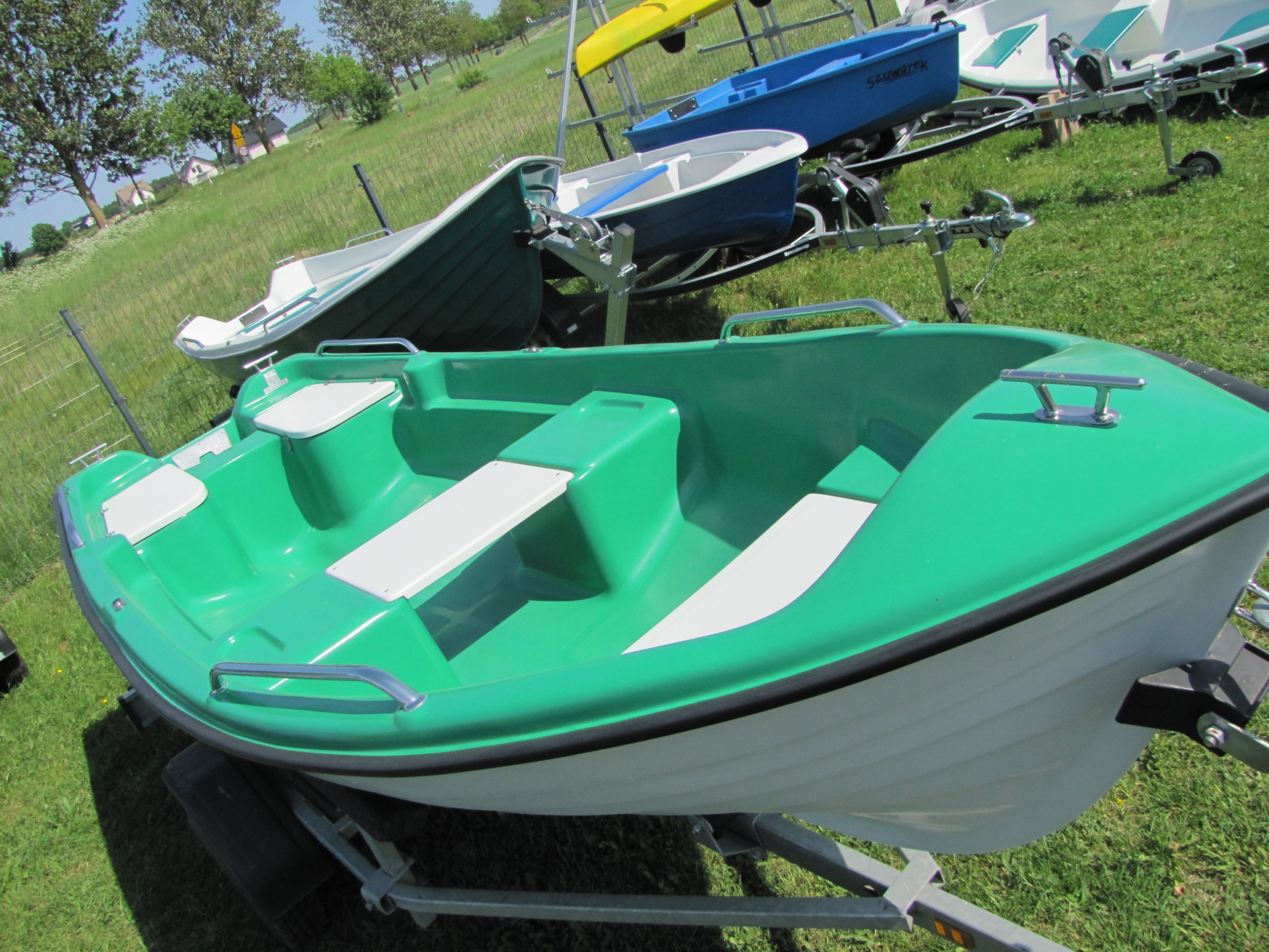 Łódź łódka PULSAR 380 WIOSŁOWA MOTOROWA od ręki Długość 380 cm