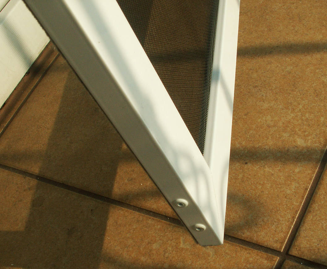 MOSKITIERA DRZWIOWA NA DRZWI OTWIERANA, ZŁOŻONA Kolor inny