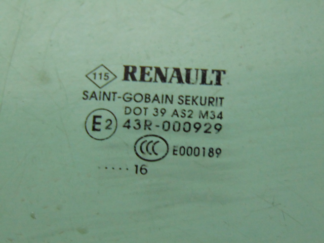 Стекло двери правое заднее RENAULT TALISMAN универсал 2016R