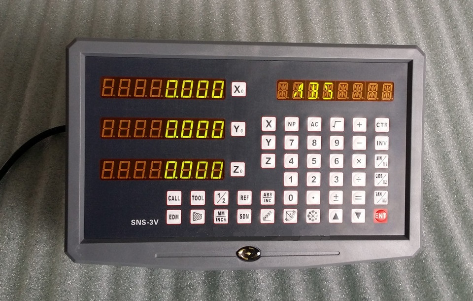 Odczyt cyfrowy 3 osie z 3 liniałami 5 mikron Marka Lumen