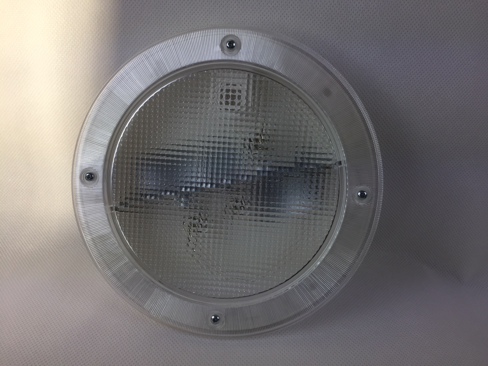 LAMPA OŚWIETLENIA WNĘTRZA HELLA 2JA005590001 Producent części Hella