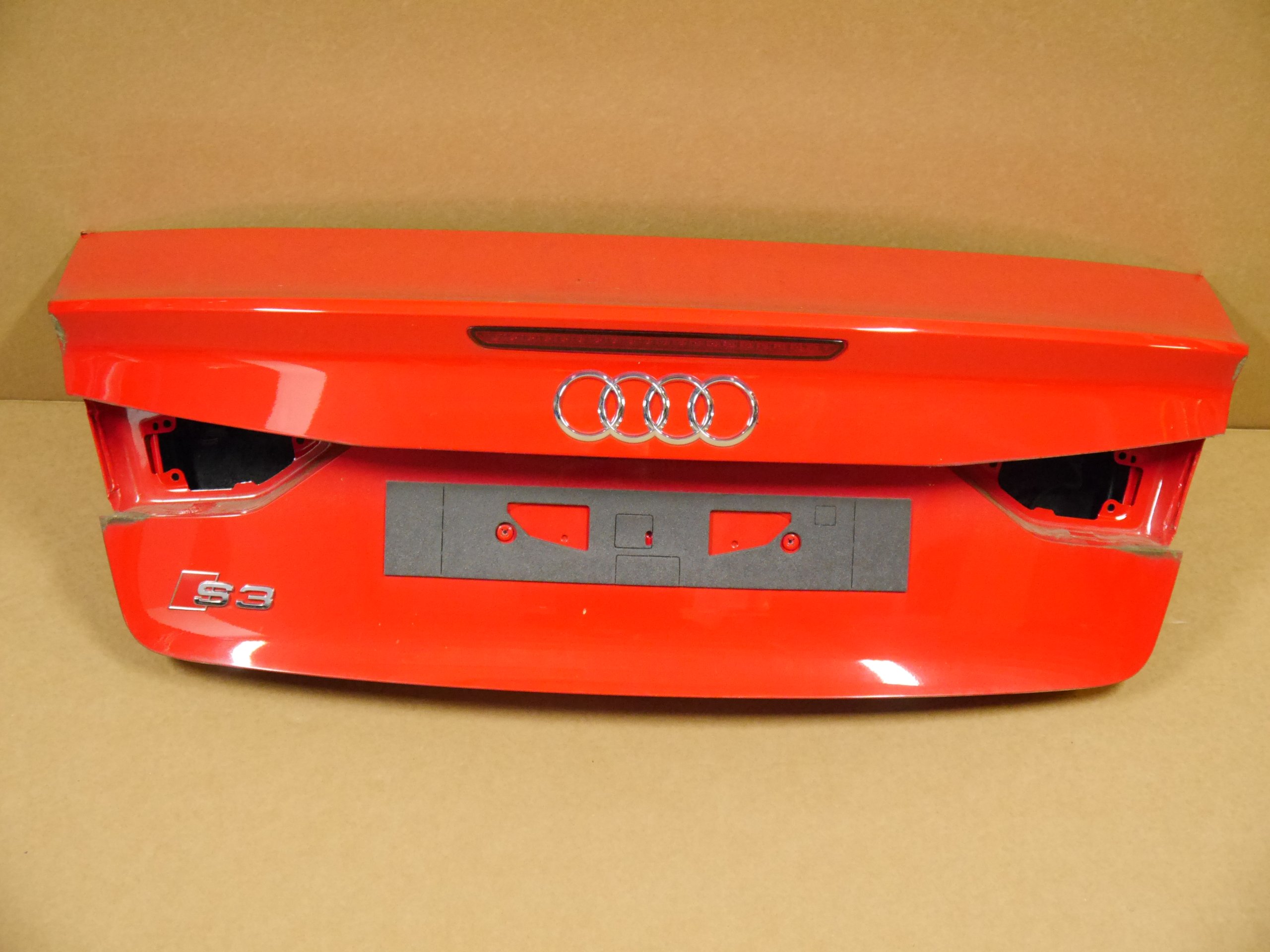 AUDI A3 8V KLAPA TYŁ CABRIO LZ3M