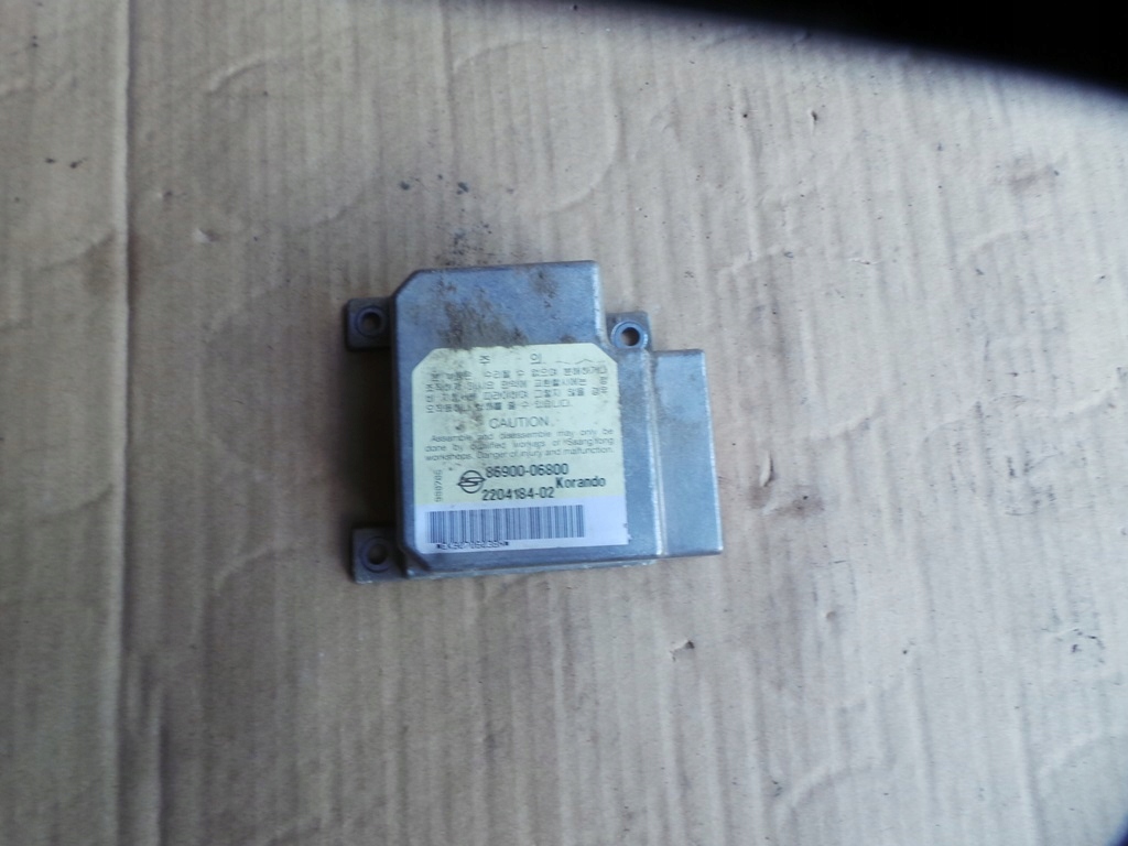 Sensor airbagu Ssangyong Korando II 86900-06800 Producent części SsangYong OE