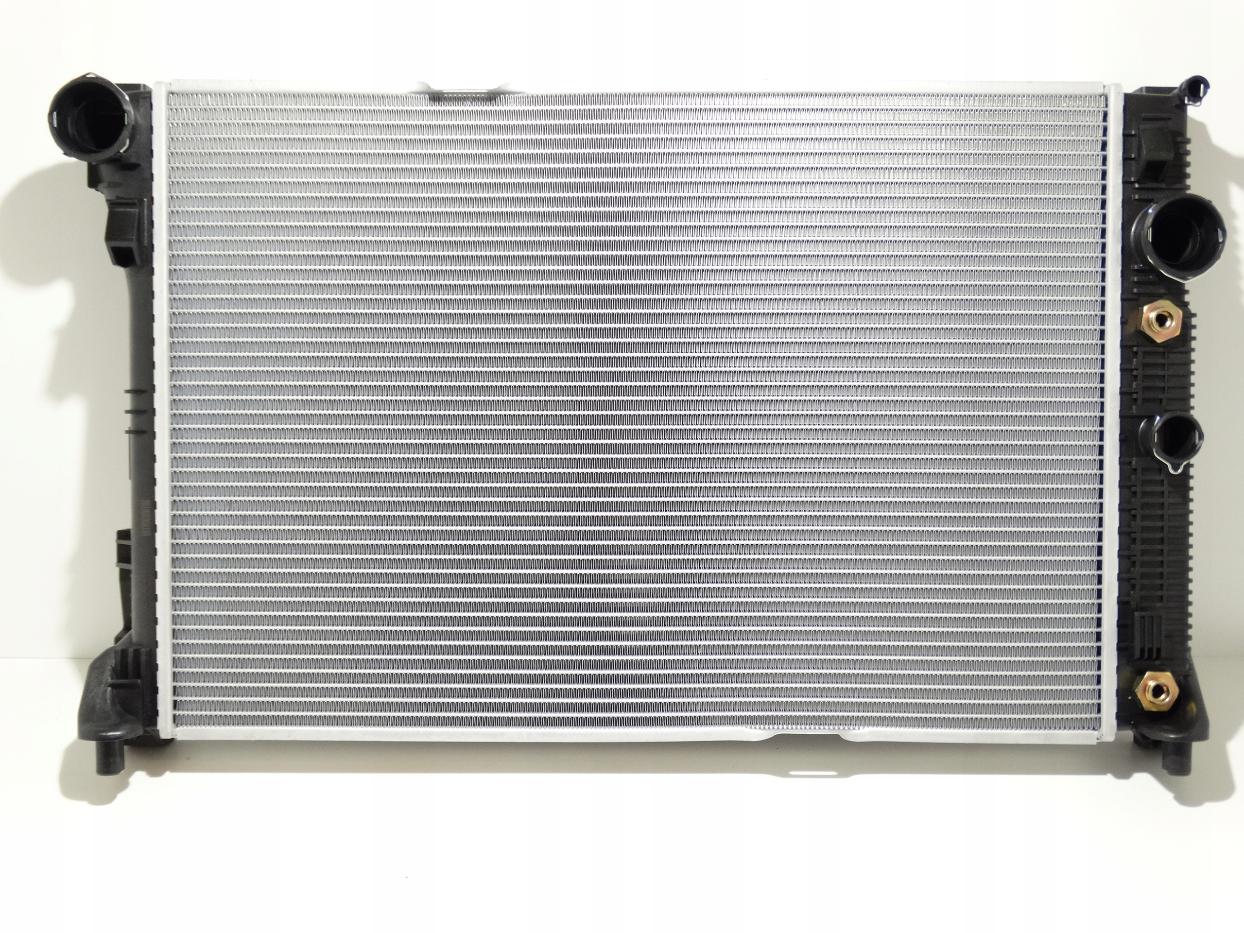 CHŁODNICA WODY MERCEDES C-KLASSE W204 2007-2014