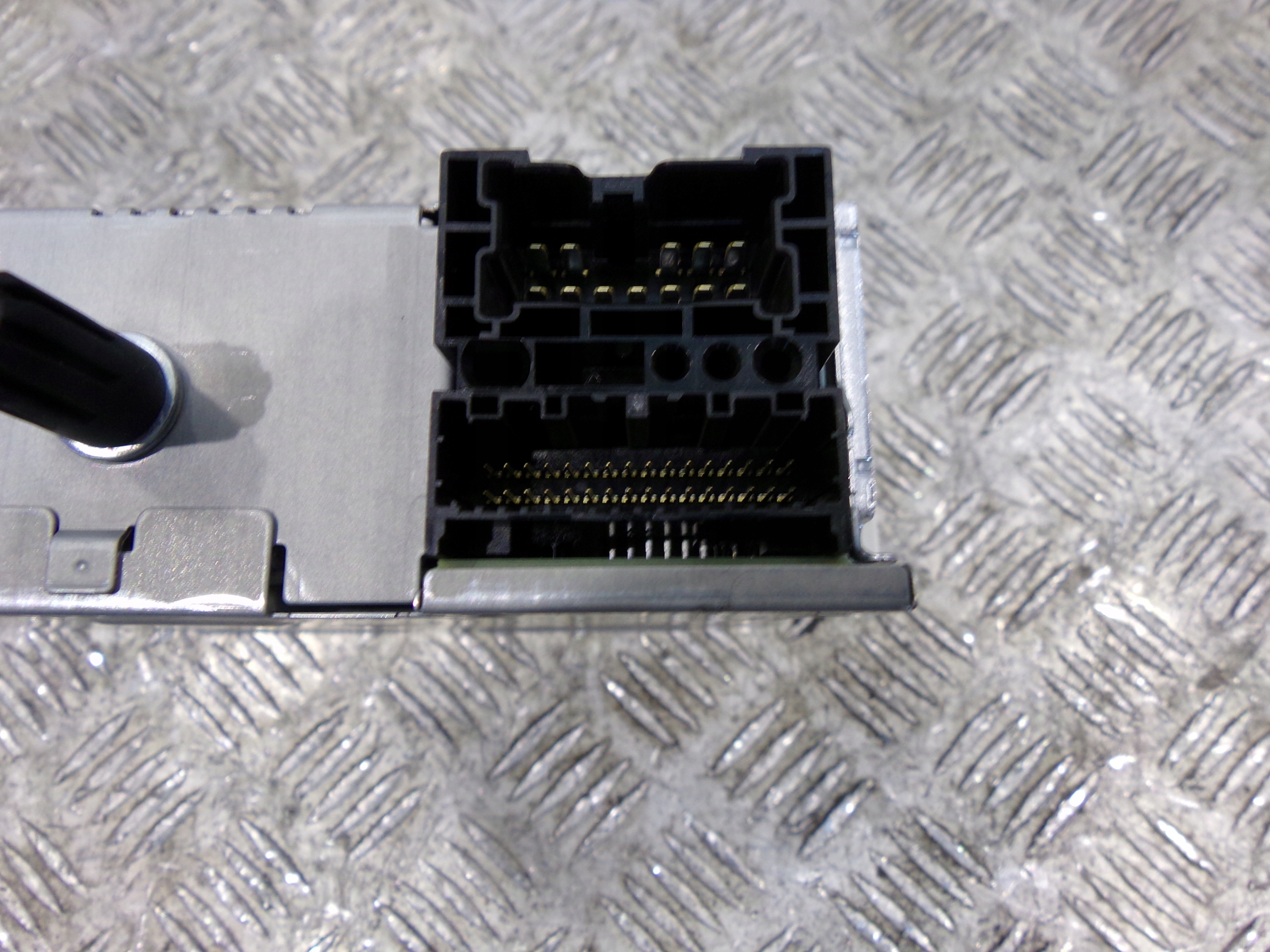 SMART FORFOUR W453 RADIO NAWIGACJA CD A4539006502 Producent części Mercedes-Benz OE